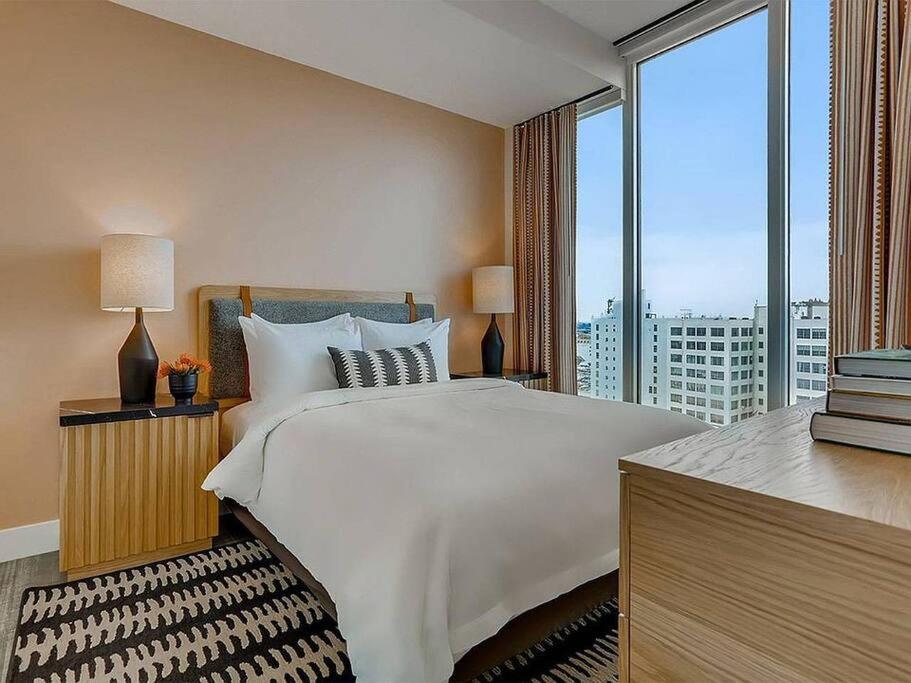 לוס אנג'לס Top Floor High Rise 3 Bed Dtla Skyscraper Penthouse מראה חיצוני תמונה